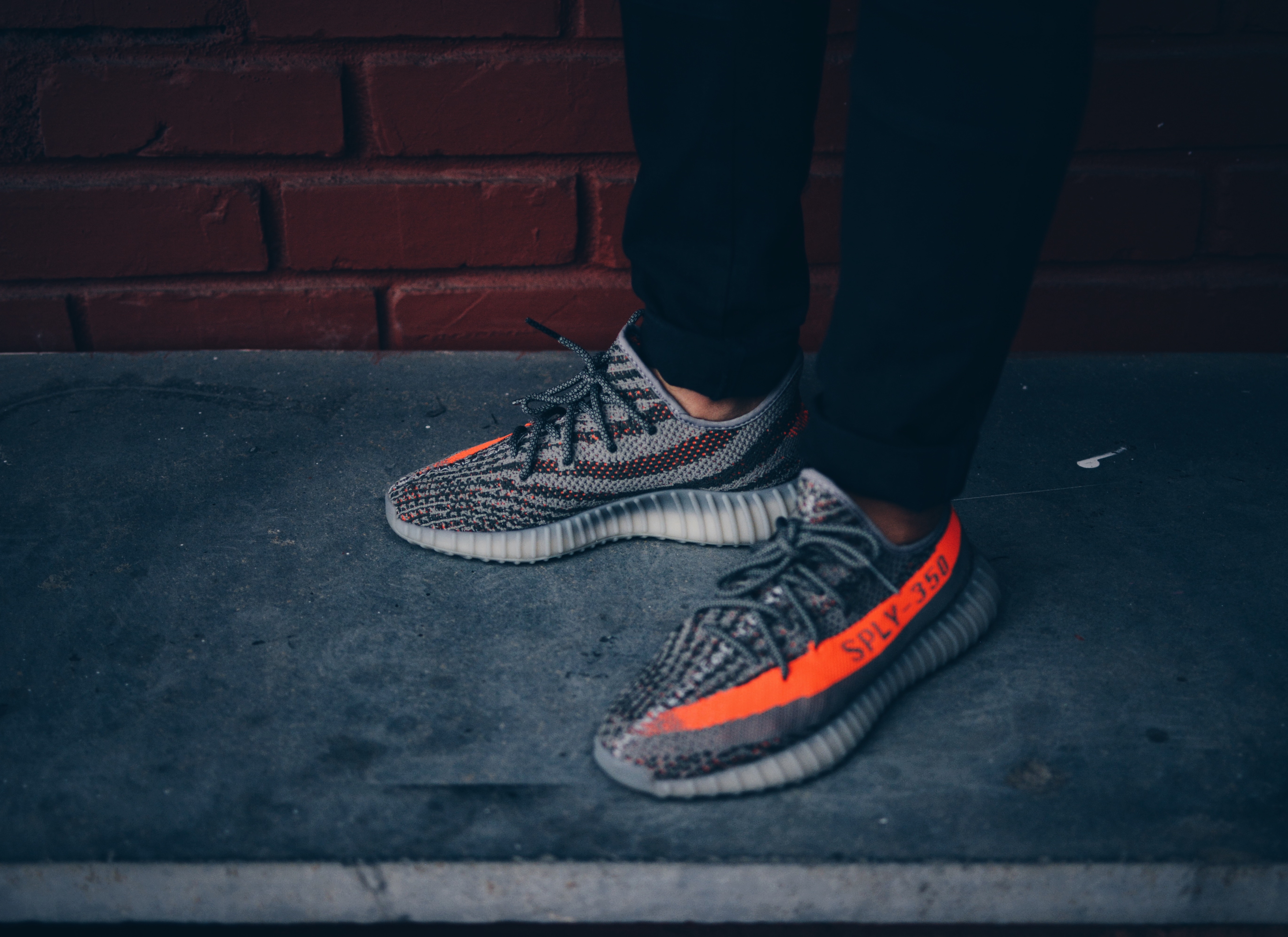 yeezy beluga v1 outfit